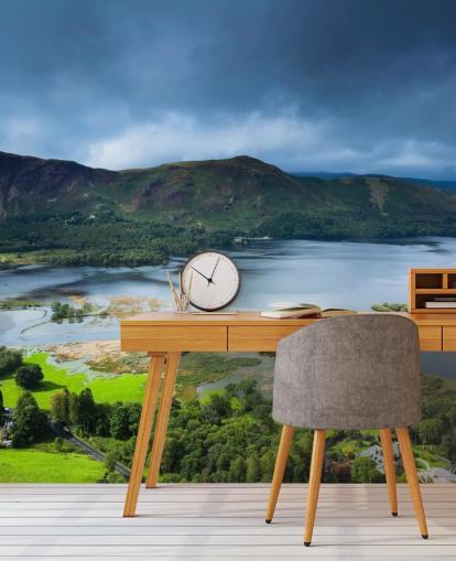 Fondo de pantalla de lago y campo verde