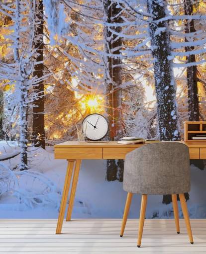 Decorazione murale con alberi coperti di neve