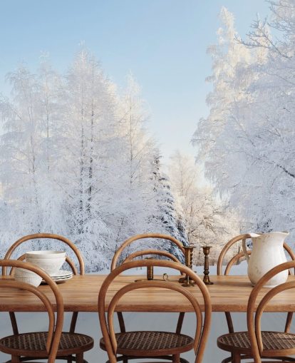 Decorazione murale con alberi innevati Decorazione murale con alberi innevati