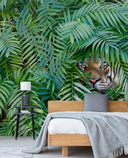 carta da parati murale verde personalizzabile con tigre chiamata Tiger Hide and Seek per salotti carta da parati murale verde personalizzabile con tigre chiamata Tiger Hide and Seek per salotti