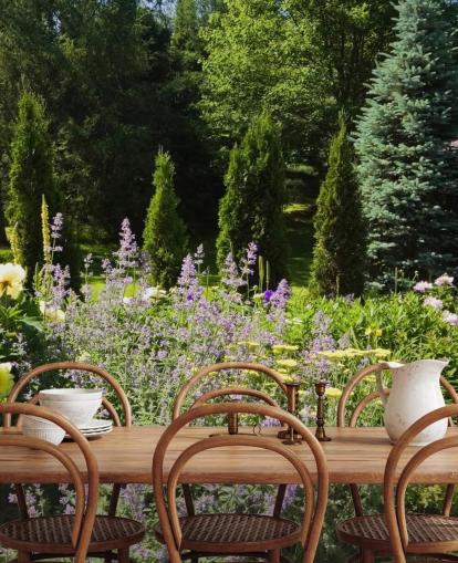 Charmante Britse tuin in zomermuurschildering Charmante Britse tuin in zomermuurschildering