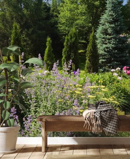 Charmante Britse tuin in zomermuurschildering 