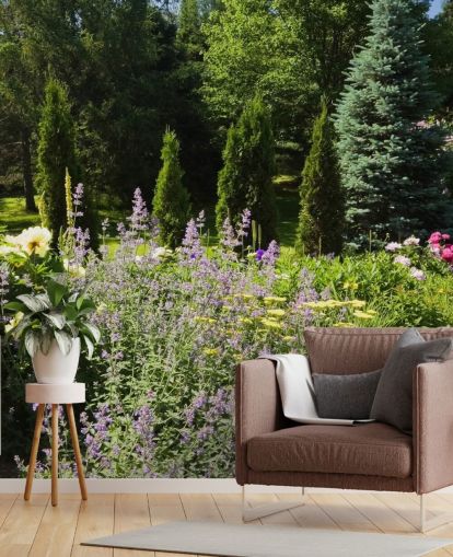 Decorazione murale con incantevole giardino britannico in estate 