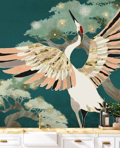 fond vert avec des arbres orientaux et une grue blanche avec des ailes de couleur rose et or