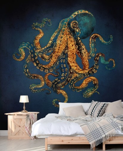 laivastonsininen ja kultainen muokattava mustekalan taustakuvamaalaus nimeltä Underwater Dream IV by SpaceFrog Designs kylpyhuoneisiin