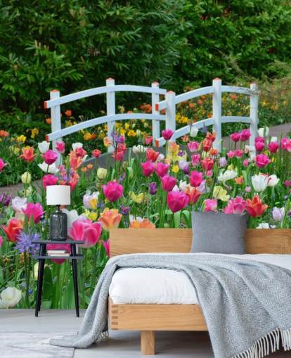 mural colorido de papel de parede de jardim chamado Keukenhof Tulips para salas de jantar e quartos mural colorido de papel de parede de jardim chamado Keukenhof Tulips para salas de jantar e quartos