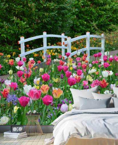 fargerikt hagetapetveggmaleri kalt Keukenhof Tulips for spisestuer og soverom
