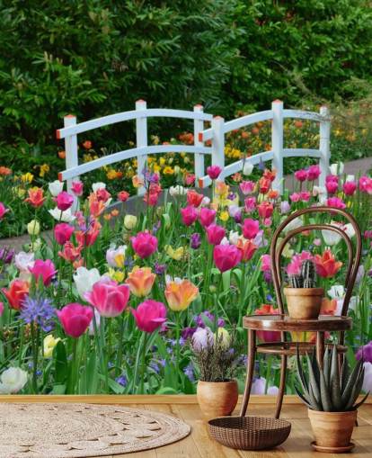 colorido mural de papel pintado de jardín llamado Keukenhof Tulips para comedores y dormitorios colorido mural de papel pintado de jardín llamado Keukenhof Tulips para comedores y dormitorios