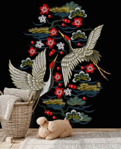 brodert par kraner og blomster på svart bakgrunn tapet brodert par kraner og blomster på svart bakgrunn tapet