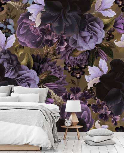 flores de peonía de color púrpura oscuro y morado claro sobre papel tapiz de fondo verde caqui