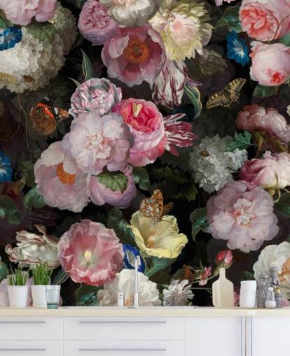 papel tapiz de flores rosadas sobre fondo oscuro