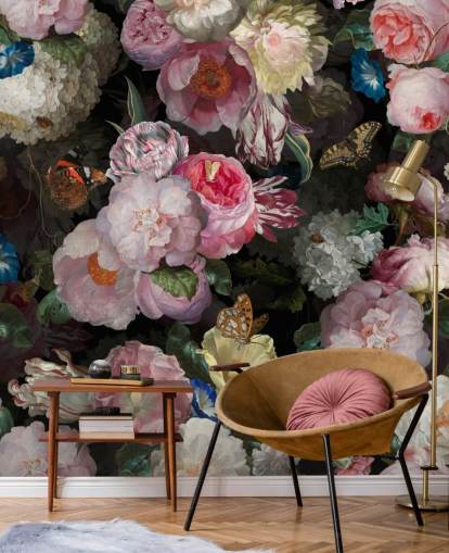 rosa Blumen auf dunklem Hintergrund Tapete