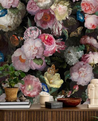 roze bloemen op donkere achtergrond behang