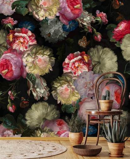 carta da parati floreale rosa e farfalla scura