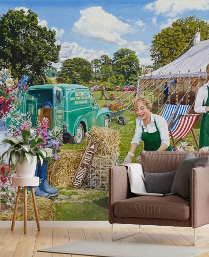 to kvinder forbereder blomster til et bryllup uden tapet