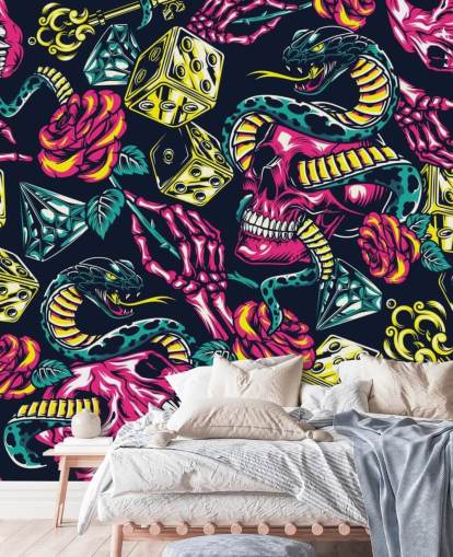 papel pintado de calavera, dados y serpiente rosa, amarillo y verde