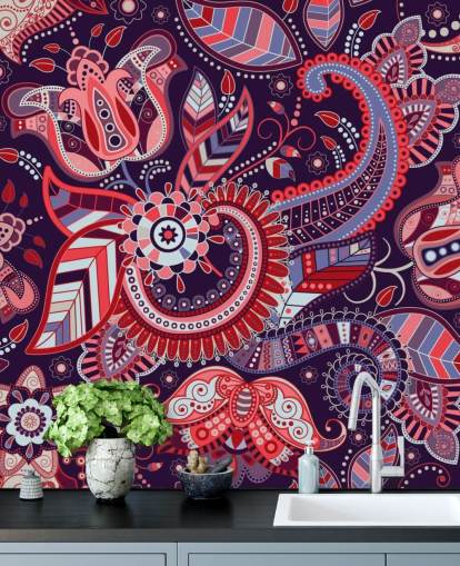 papel pintado paisley rosa, rojo y morado