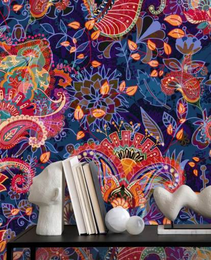 lilla blomster tapet med røde blomster