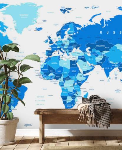 Gedetailleerde muurschildering met wereldkaart