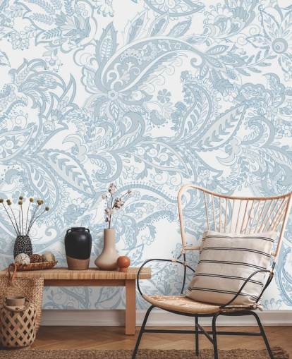 papel tapiz floral azul y blanco con estampado de cachemira