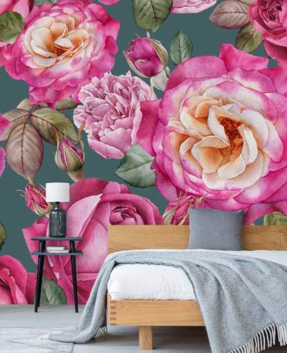 flores cor de rosa e rosas com papel de parede de fundo verde