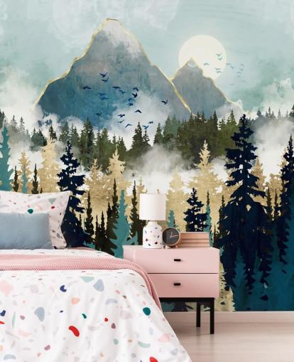 carta da parati murale astratta verde e oro chiamata Misty Pines di SpaceFrog Designs per camere da letto e salotti