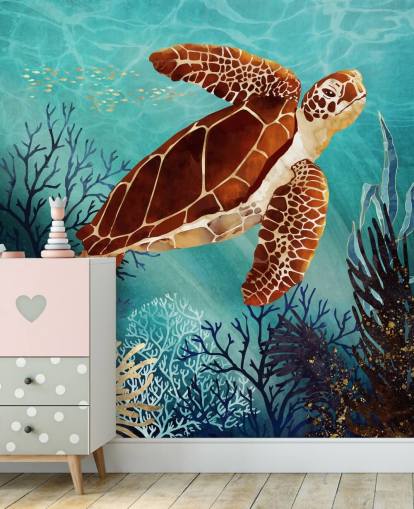 tartaruga laranja cercada por papel de parede coral azul