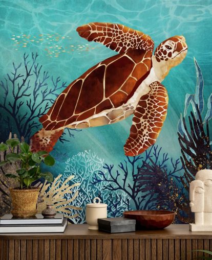 tartaruga laranja cercada por papel de parede coral azul