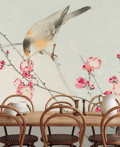 orientalische Vogelmalerei auf Kirschblüten-Tapete orientalische Vogelmalerei auf Kirschblüten-Tapete