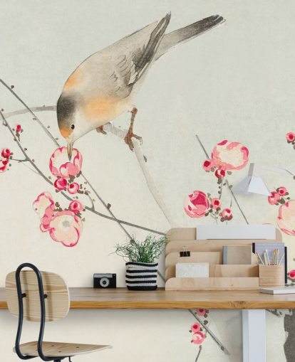 orientalische Vogelmalerei auf Kirschblüten-Tapete