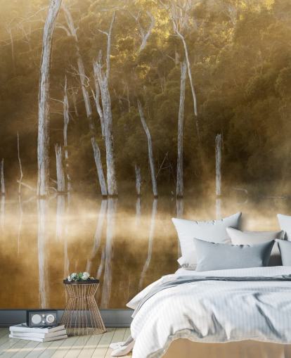 Fondo de pantalla Misty Lake and Trees