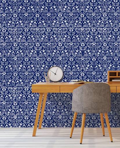 blaue und weiße Vintage-Mustertapete