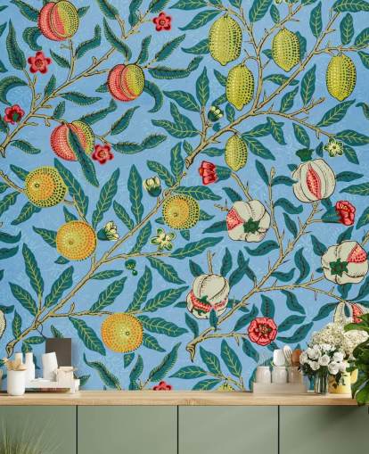 fond bleu vif avec des pêches, des citrons et des grenades papier peint