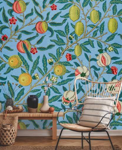 felblauwe achtergrond met perziken, citroenen en granaatappels behang felblauwe achtergrond met perziken, citroenen en granaatappels behang