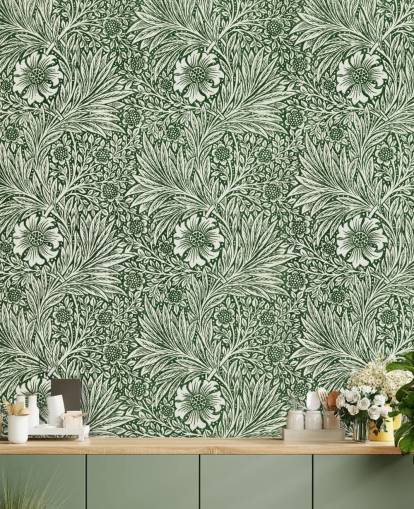 weiße und grüne Vintage-Blumen-Tapete