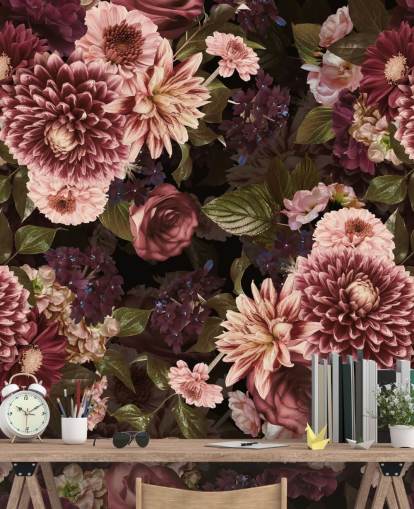 mørk rosa floral tapet