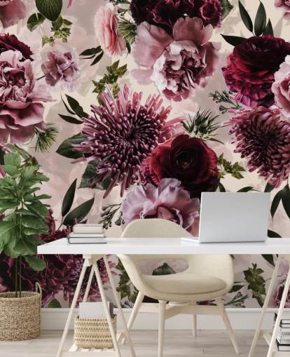 roze, rood en kastanjebruin bloemenbehang