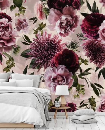 rosa, rød og rødbrun floral tapet