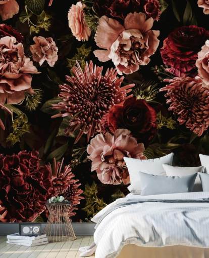 mørk rød og rosa blomster tapet