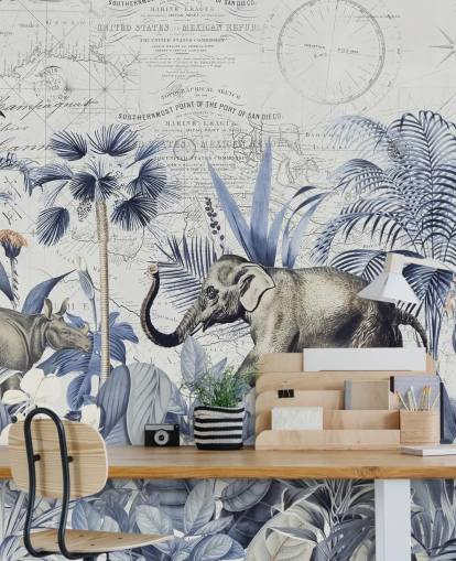 Decorazione murale con elefante e rinoceronte nella giungla blu e grigia