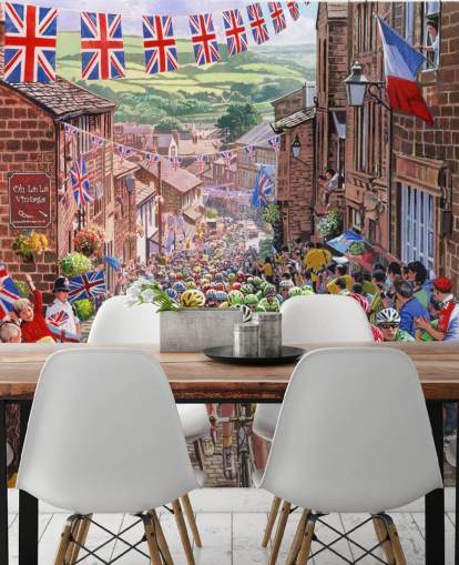 Radfahrer fahren durch alte englische Stadt Tapete