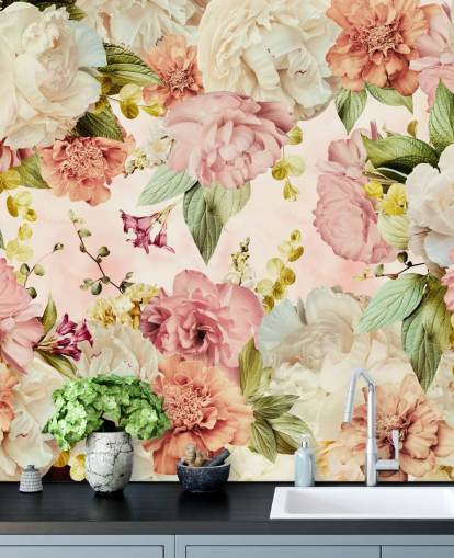 rosa och vit blommig tapet