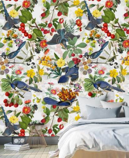 blaue Vögel und rote und gelbe Blumen Wallpaper