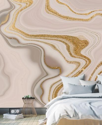 lichtroze en goud aquarelbehang