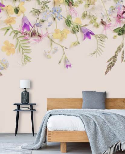 paars en geel bloemenbehang