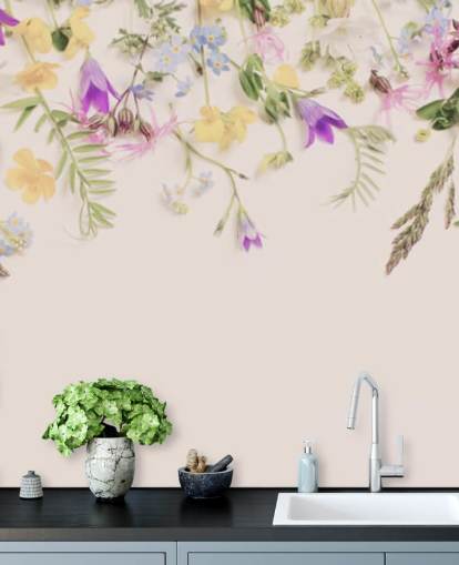 paars en geel bloemenbehang