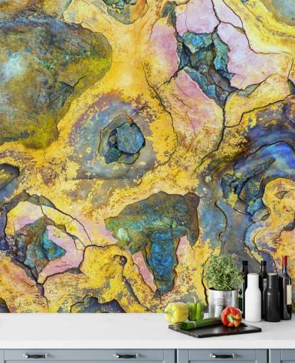 geel, roze en paars roestbehang