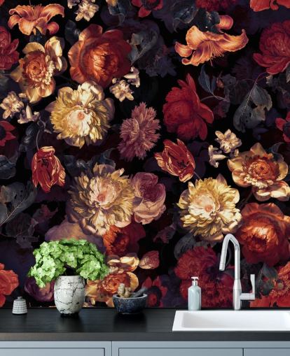 rote und lila Blumentapete