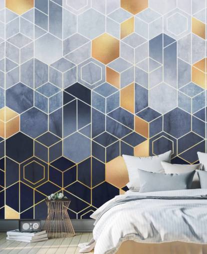 papel de parede de hexágonos em tons de marinho e dourado