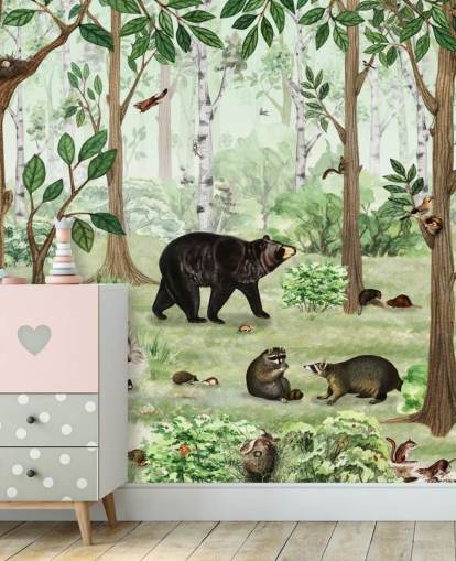skogsdjur i en skog tapet